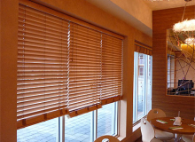 Venetian-deluxe-cedar-blind